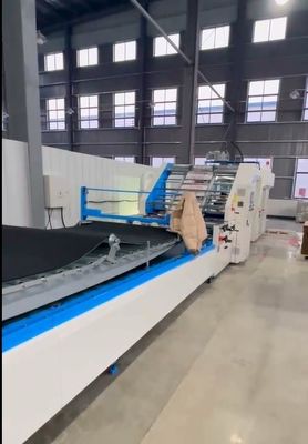 Maszyna do montażu papieru z tektury falistej Papier kartonowy Automatyczne laminowanie z dużą prędkością
