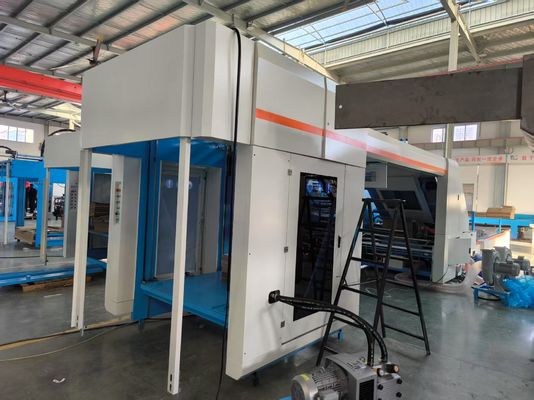 Wysokiej prędkości maszyna laminacyjna na flet z maksymalną prędkością linii 210m/min i maksymalnym rozmiarem arkusza 1500*1500mm do laminacji kartonu