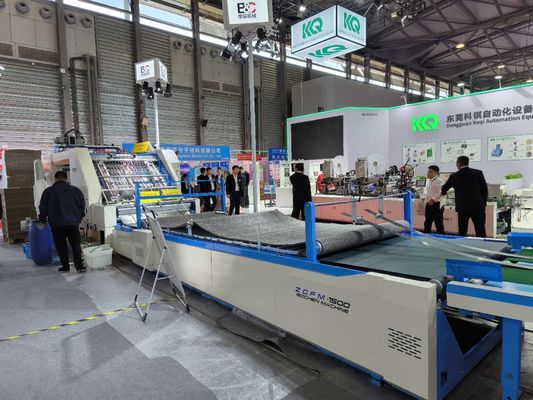 Elektryczna automatyczna laminacja płytki falistej do laminacji kartonu falistego w przemyśle opakowaniowym
