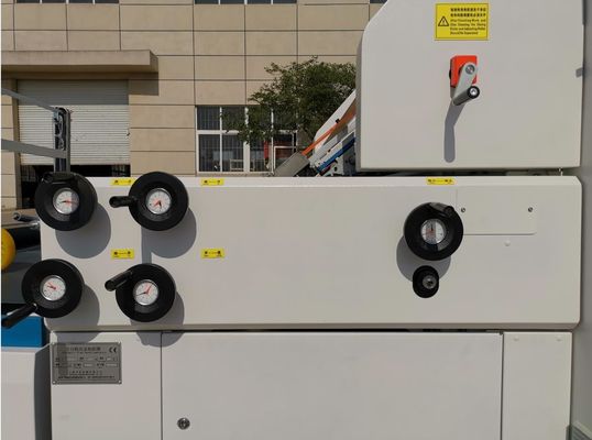180 m/min Automatyczna szybka maszyna laminacyjna na płytkę do opakowań z papieru falistego