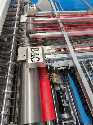 Wysokiej precyzji automatyczna maszyna do laminowania tektury falistej z dużym formatem papieru (170*170cm) i wieloma opcjami zasilania (22kW-30kW)