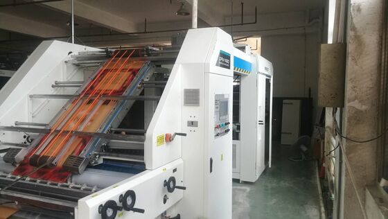 Elektryczna automatyczna laminacja płytki falistej do laminacji kartonu falistego w przemyśle opakowaniowym