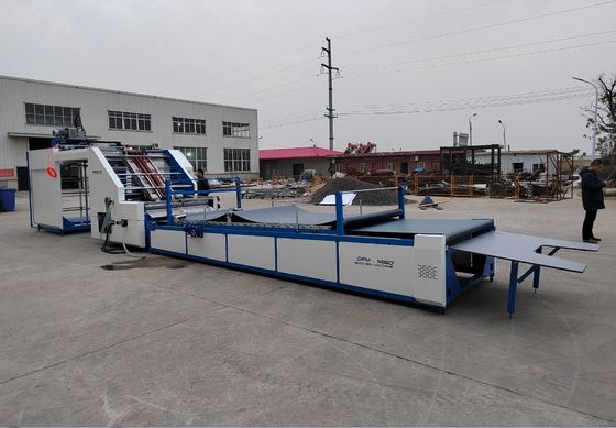 Automatyczna maszyna do laminowania tektury falistej 1450 mm 1650 mm Wysoka prędkość